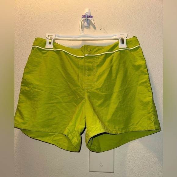 NWT Patagonia women’s bottom out boardie green shorts 10 - Picture 2 of 10